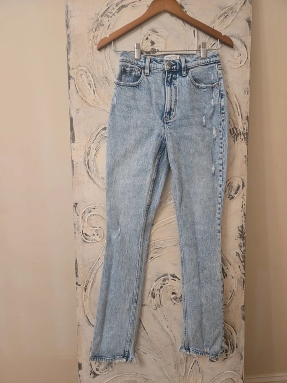 Abercrombie & Fitch Light Wash High-Rise Straight Jeans